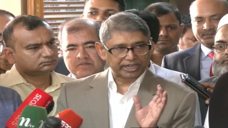 সোহরাওয়ার্দীতে স্বাধীনতা স্তম্ভ থাকবে না এমন প্রচারণা ভিত্তিহীন: আযম খান সোহরাওয়ার্দীতে স্বাধীনতা স্তম্ভ থাকবে না এমন প্রচারণা ভিত্তিহীন: আযম খান