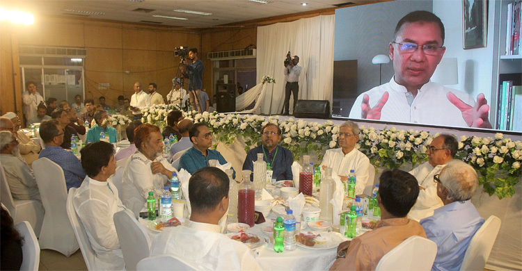 সেনাবাহিনীকে জনগণের মুখোমুখি করার চেষ্টা চলছে: তারেক রহমান